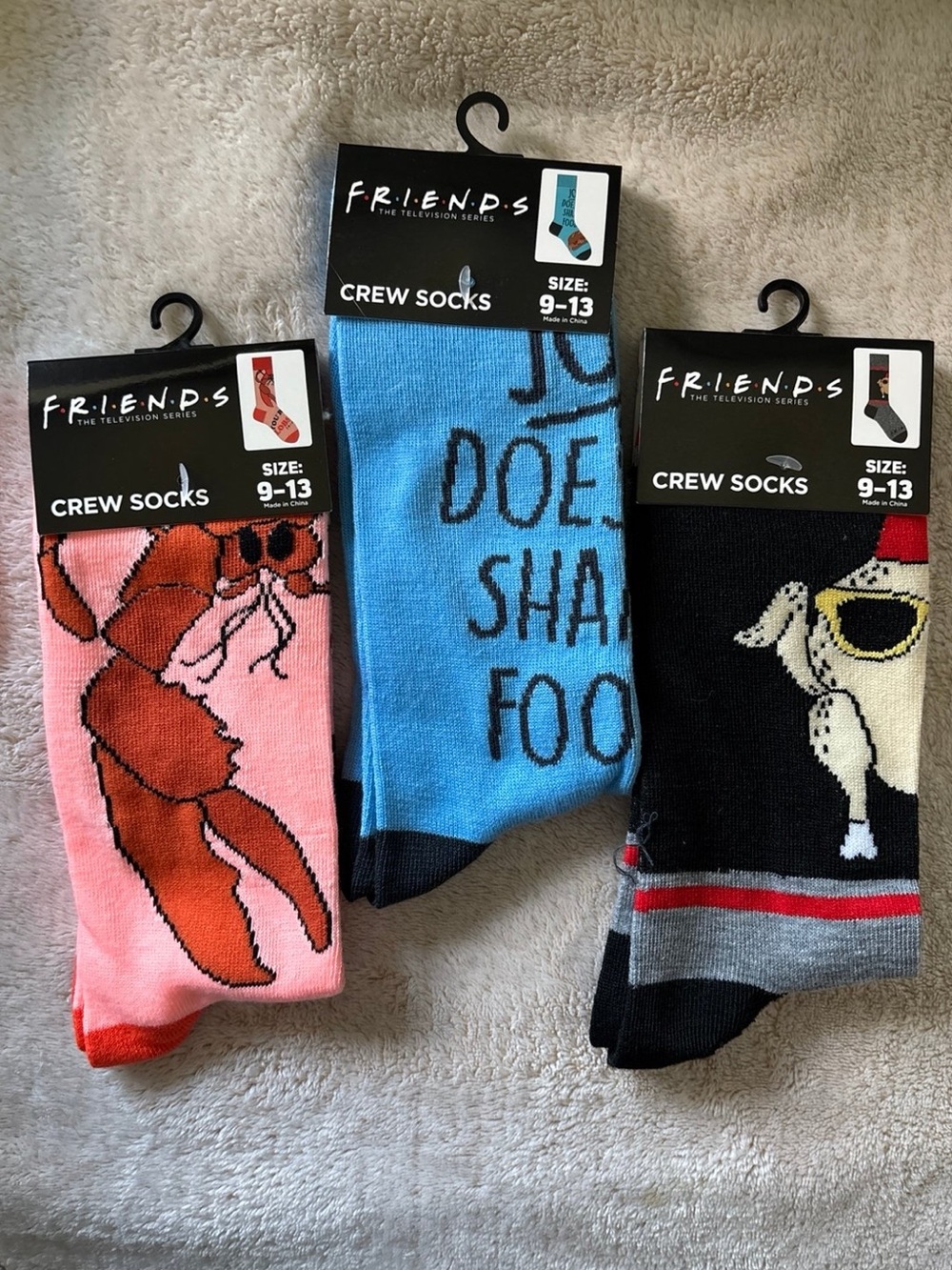 FRIENDS TV Series Crew Socks, 3 pairs, Size 9-13
